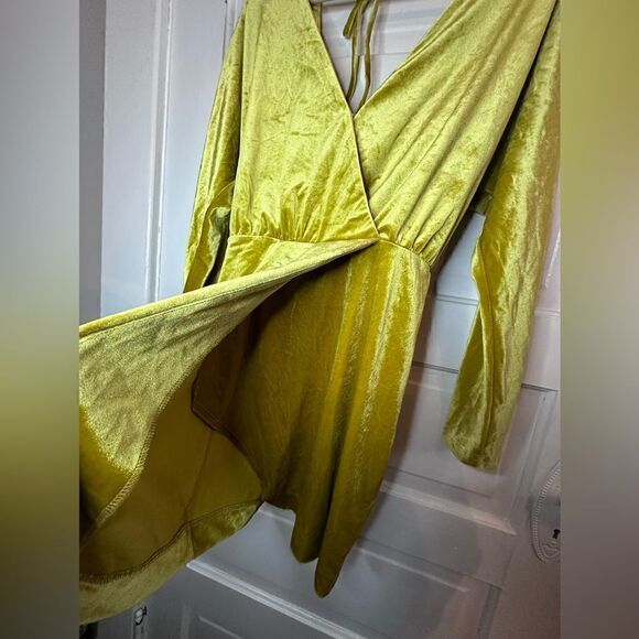 LPA Faux Wrap Velvet Celeste Dress Size Small - Picture 6 of 11